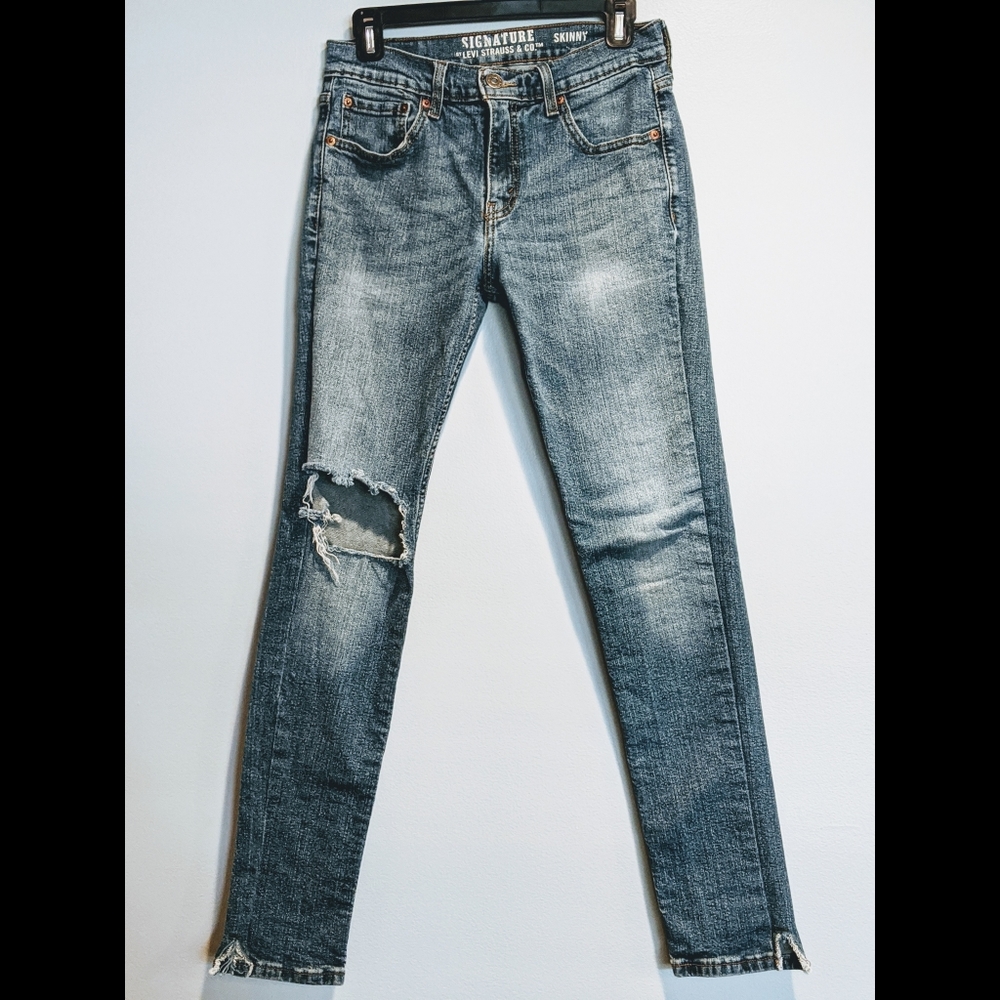 Levi Strauss & Co Signature Skinny Jeans
